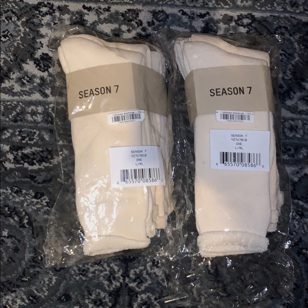 Yeezy supply season 7 socks (2 packs of 3)